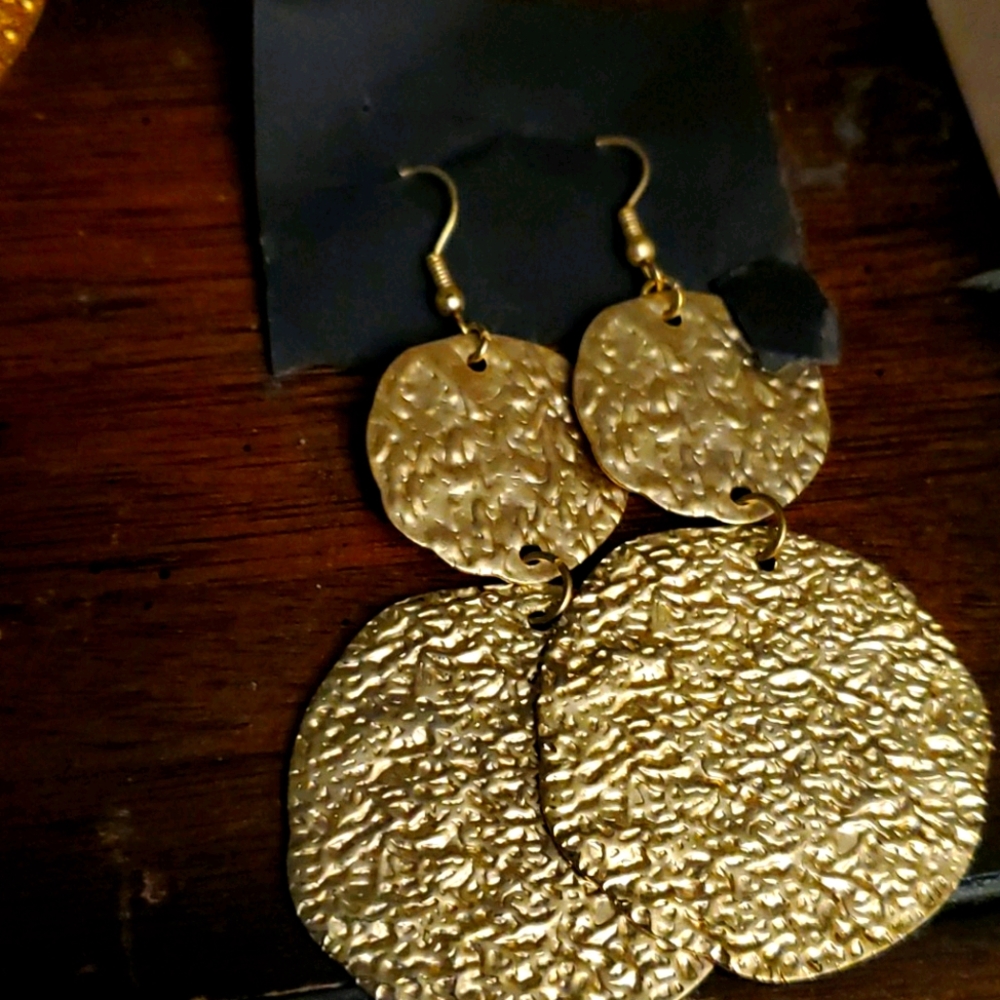 Gold earrings